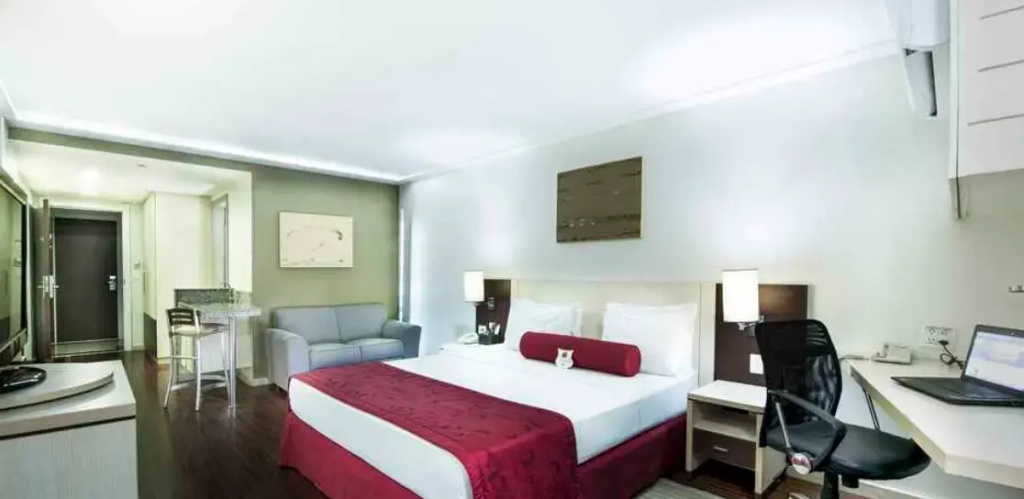 Superior Double Suite (full double bed)