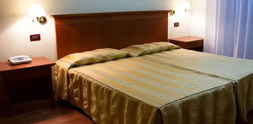 Double room (twin beds)