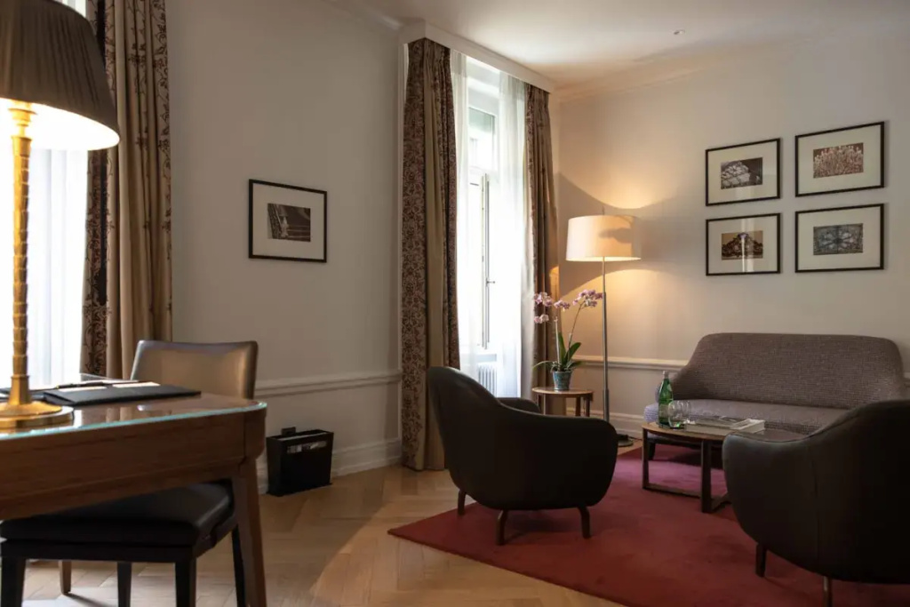Superior Double Junior Suite (twin beds)