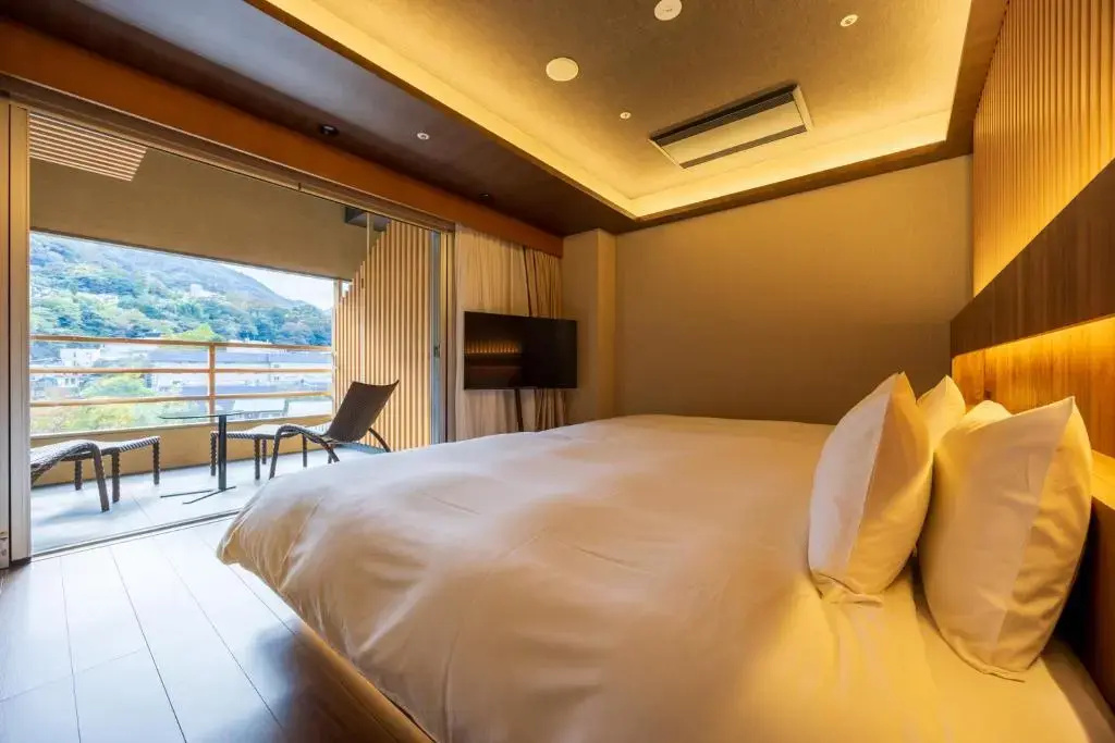 Special Japanese-Western Style Open-Air Bath room River Side
