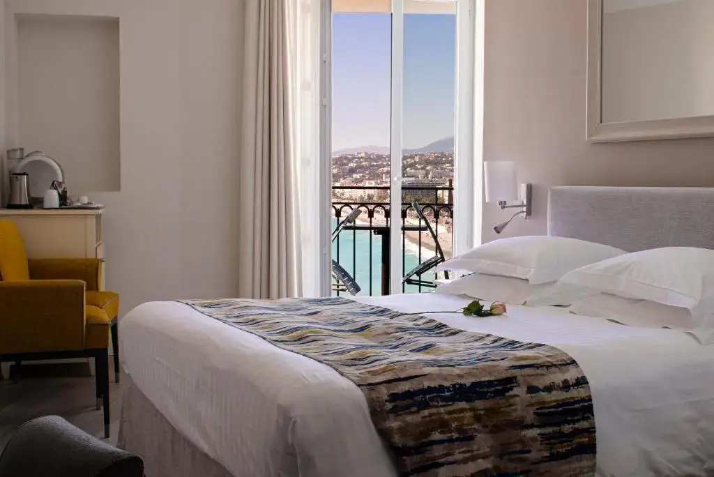 Superior Double room (full double bed)