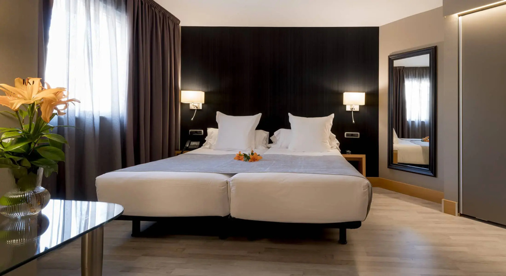Hotel Plaza Coruña - Chambres