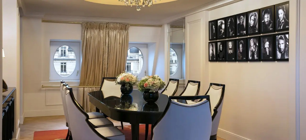 Hôtel Barrière Fouquet's Paris 106