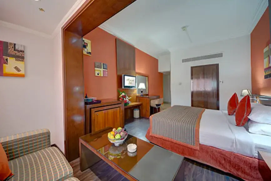 Ascot Hotel
