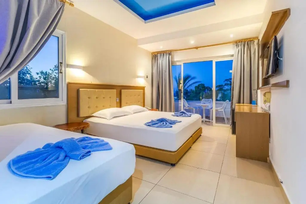 Adelais Bay Hotel - Chambres