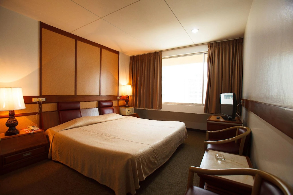 Nana Hotel - Chambres