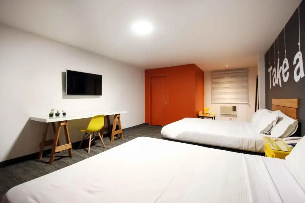Triple room