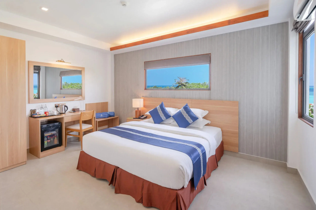 Deluxe Double room (full double bed)