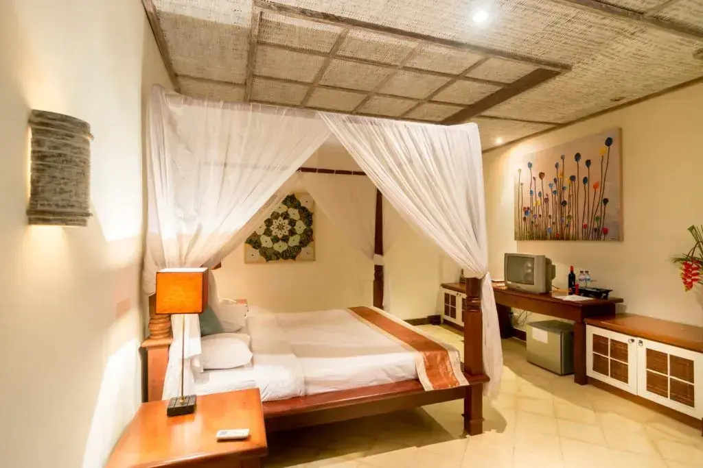 Standard Double Suite (full double bed)