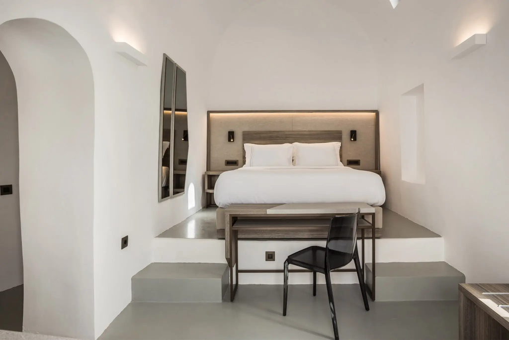 Superior Double room (full double bed)