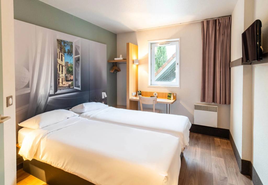 Double room (twin beds)
