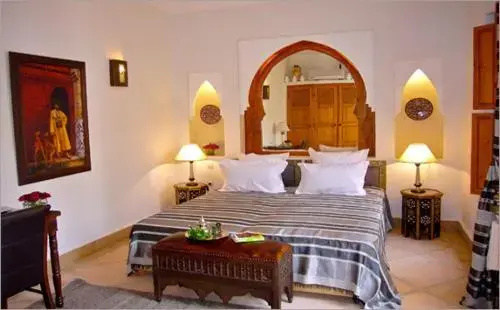 Senior Double Suite (full double bed)