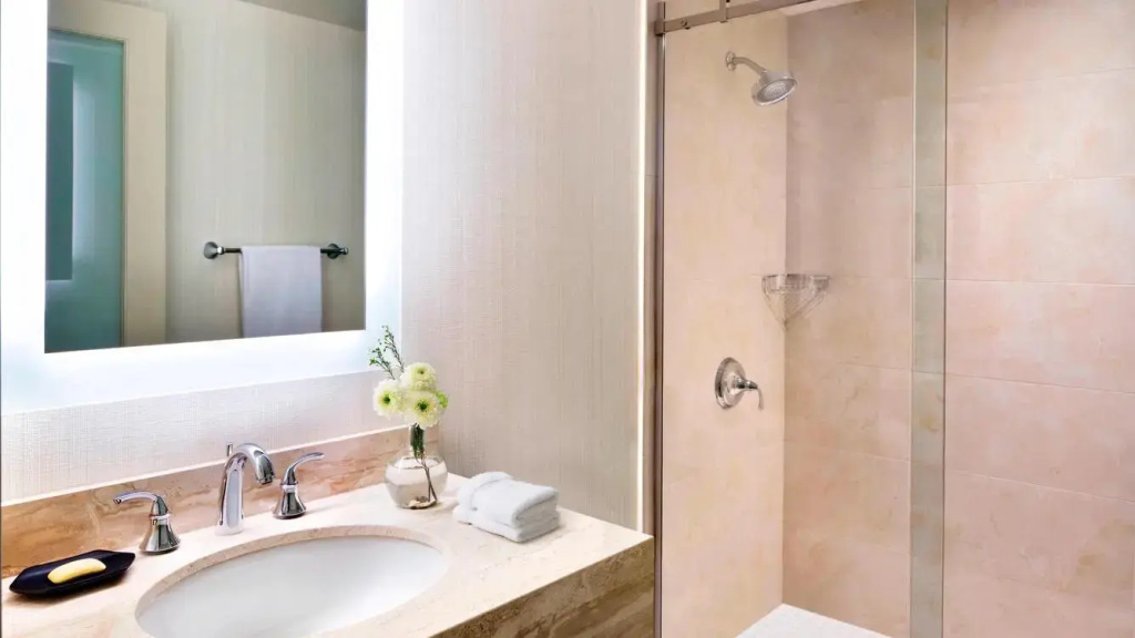 Sheraton Vancouver Wall Centre - Chambres