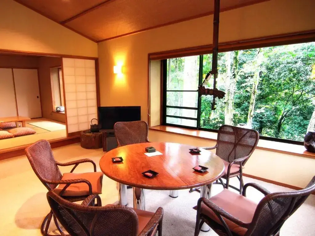 Japanese-Style Family Suite