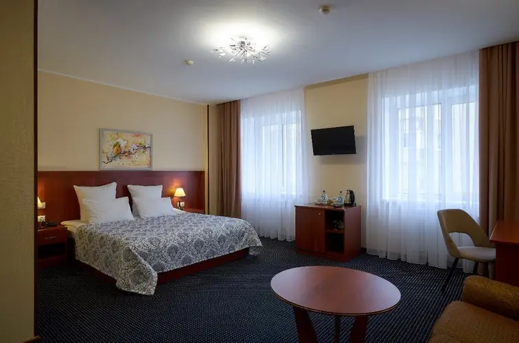 Double Studio (full double bed)