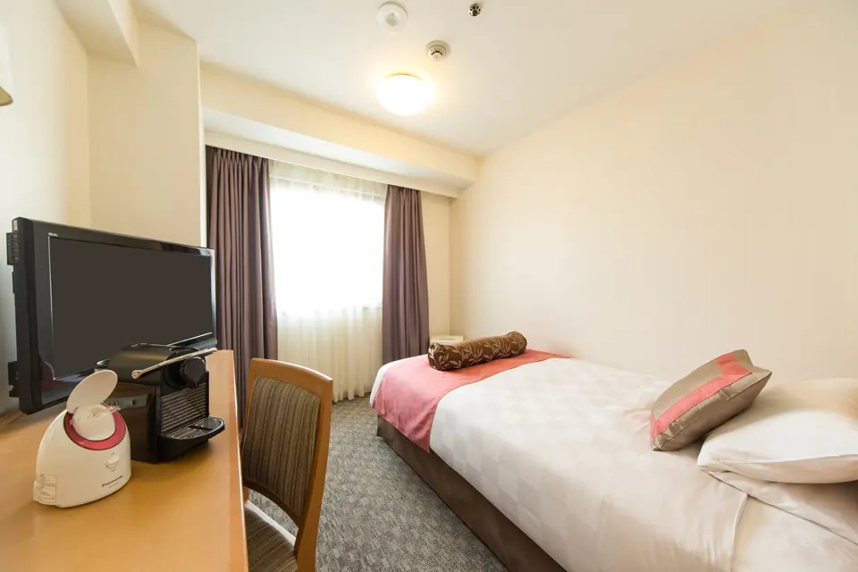 Ladies Single room