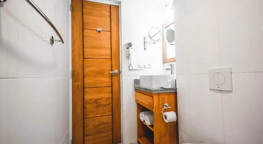 Majestic City Suites & Beach Hotel - Chambres