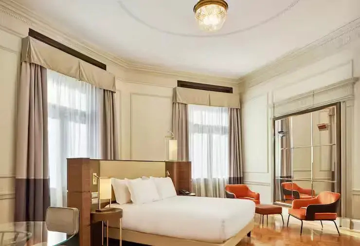 Presidential Double Suite (full double bed)