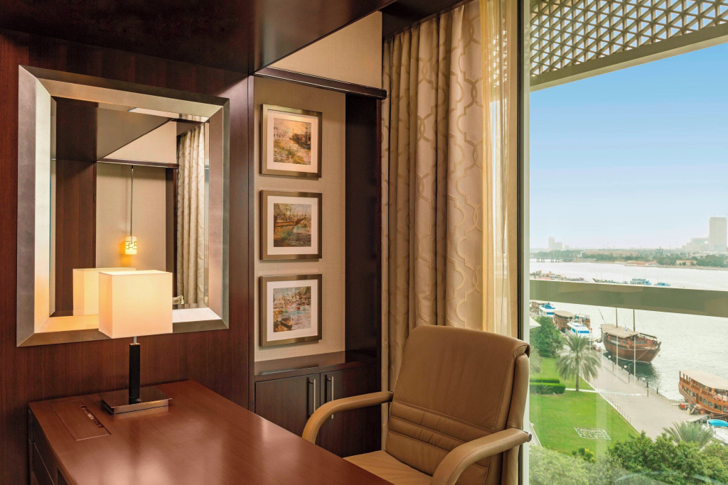 Sheraton Dubai Creek Hotel & Towers - Chambres
