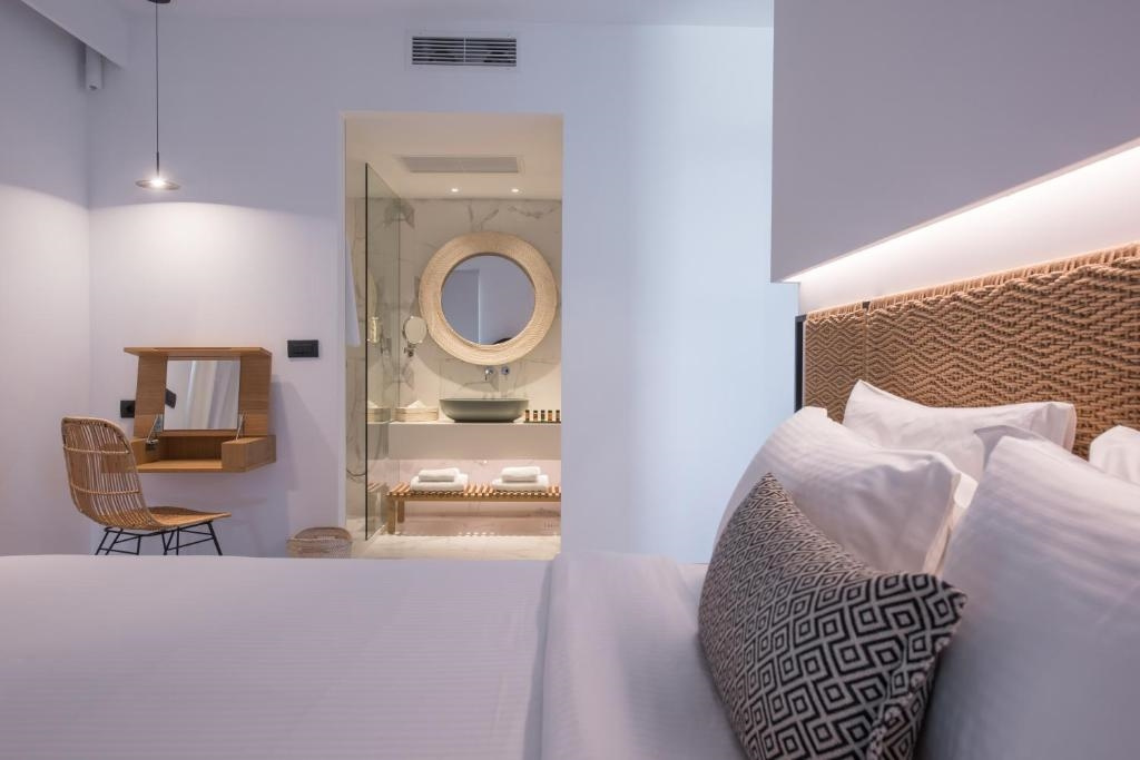 Double Junior Suite with sea view (twin beds)