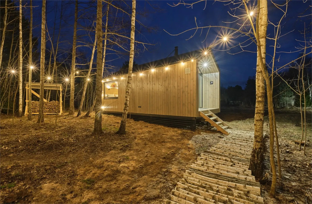 Двухместная Хижина № 2 двуспальная кровать в Сарай Сараев