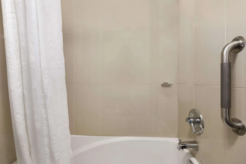 Days Inn & Conference Centre by Wyndham Montreal Airport - Chambres