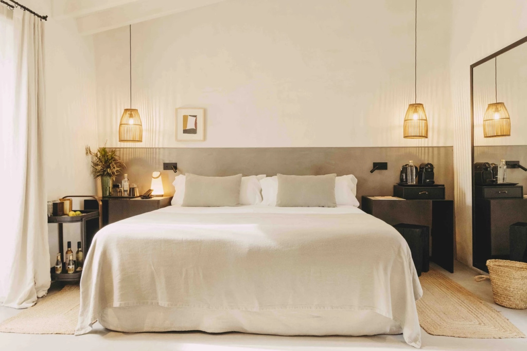 Classic Garden Double room (full double bed)