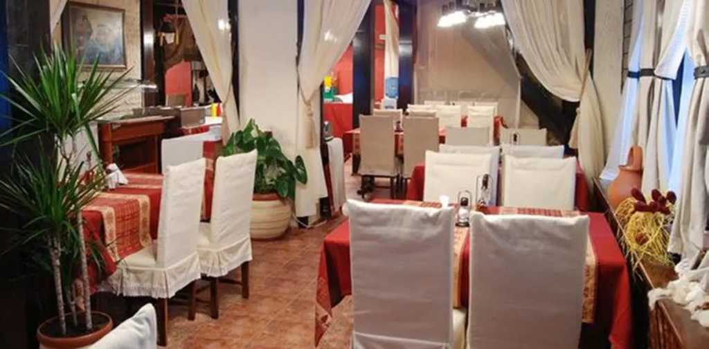 Food & Beverage