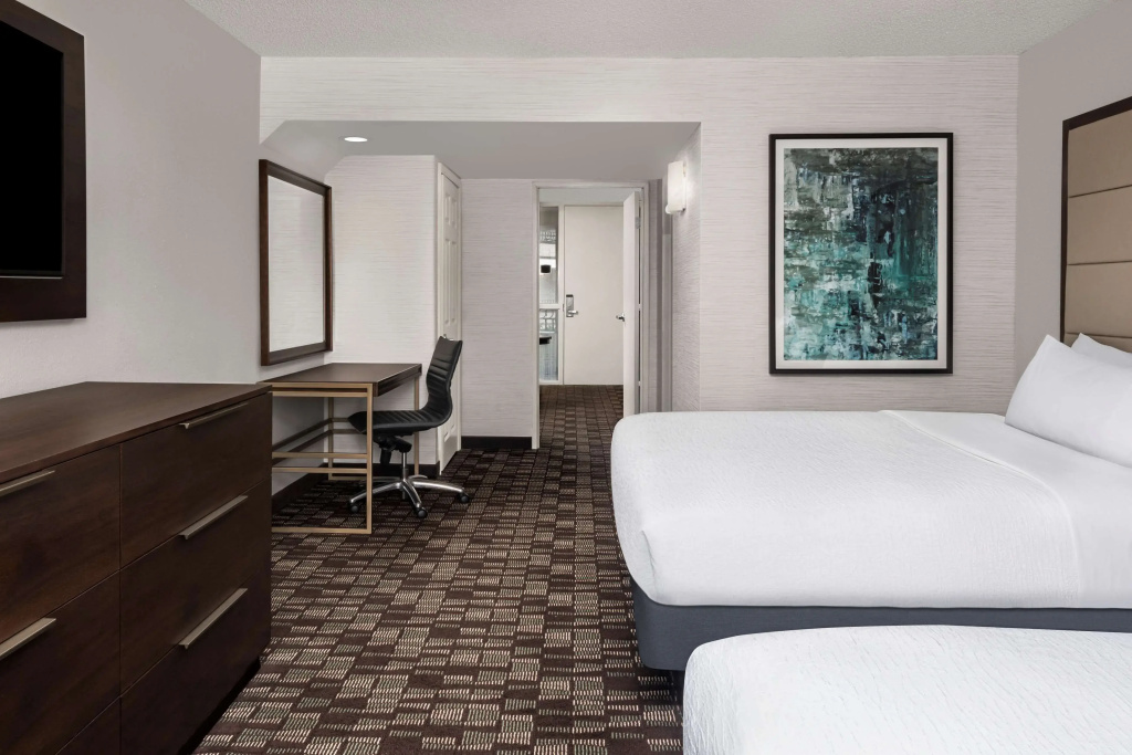 Embassy Suites by Hilton Anchorage - Chambres