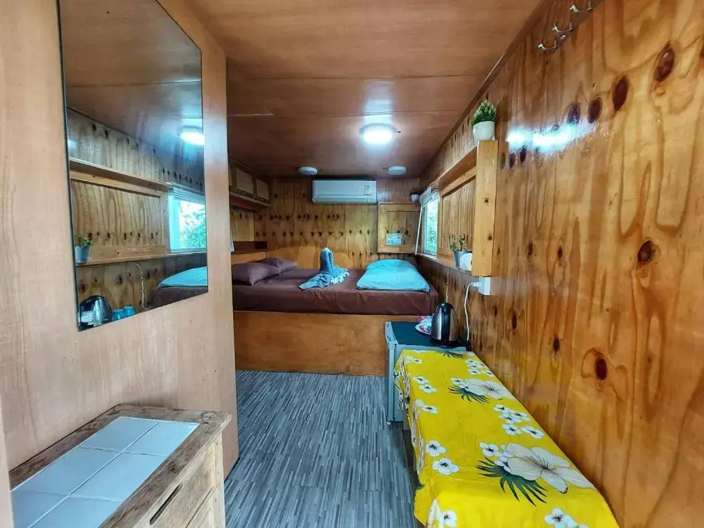 Double Container with garden view (full double bed)