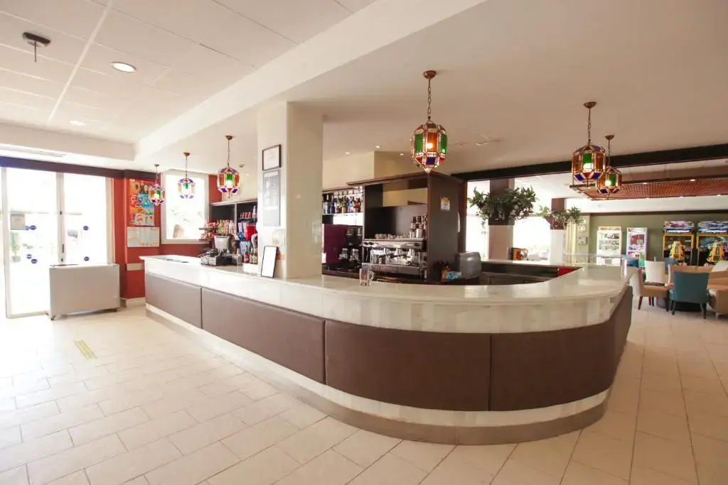 Hotel photo 12