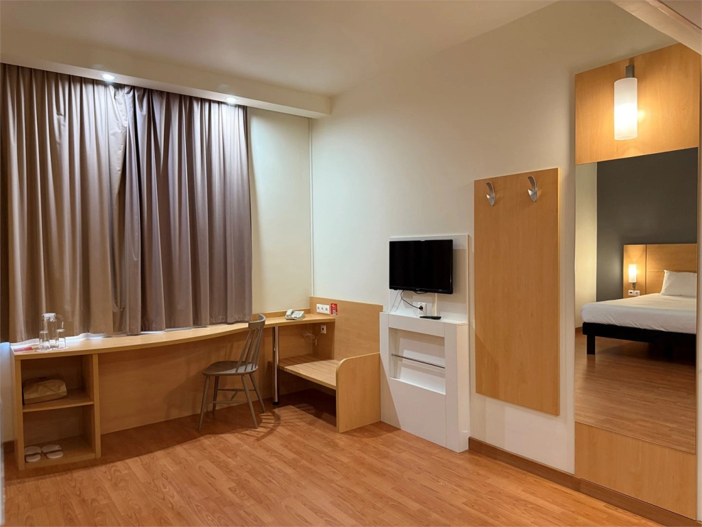 Двухместный номер Standard для маломобильных двуспальная кровать в Ibis Stupino