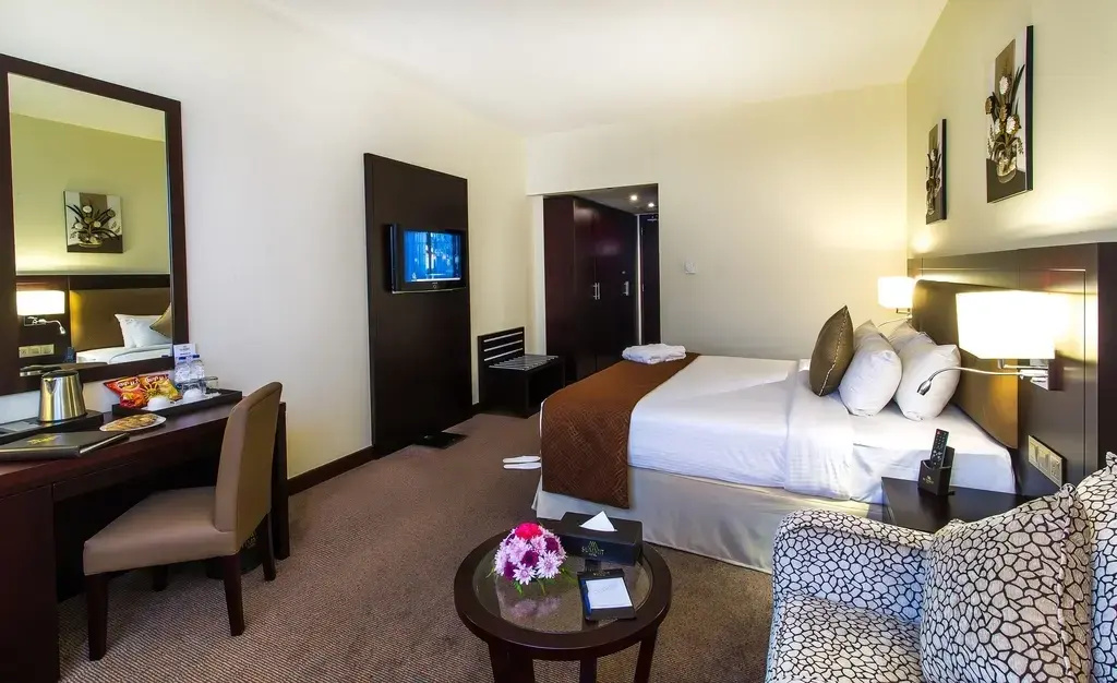 Landmark Summit Hotel - Chambres