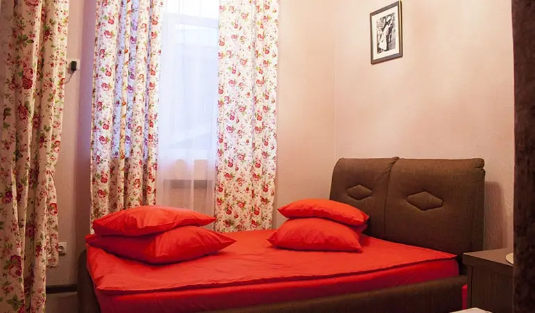 No. 4 Single room