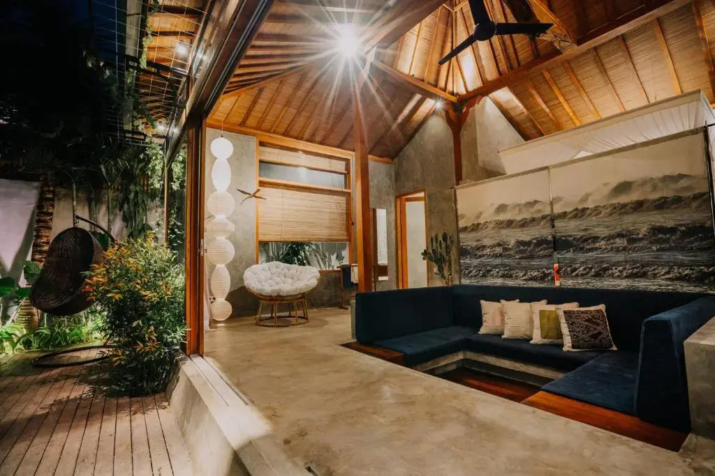 Private Pool Teak Double Villa (full double bed)