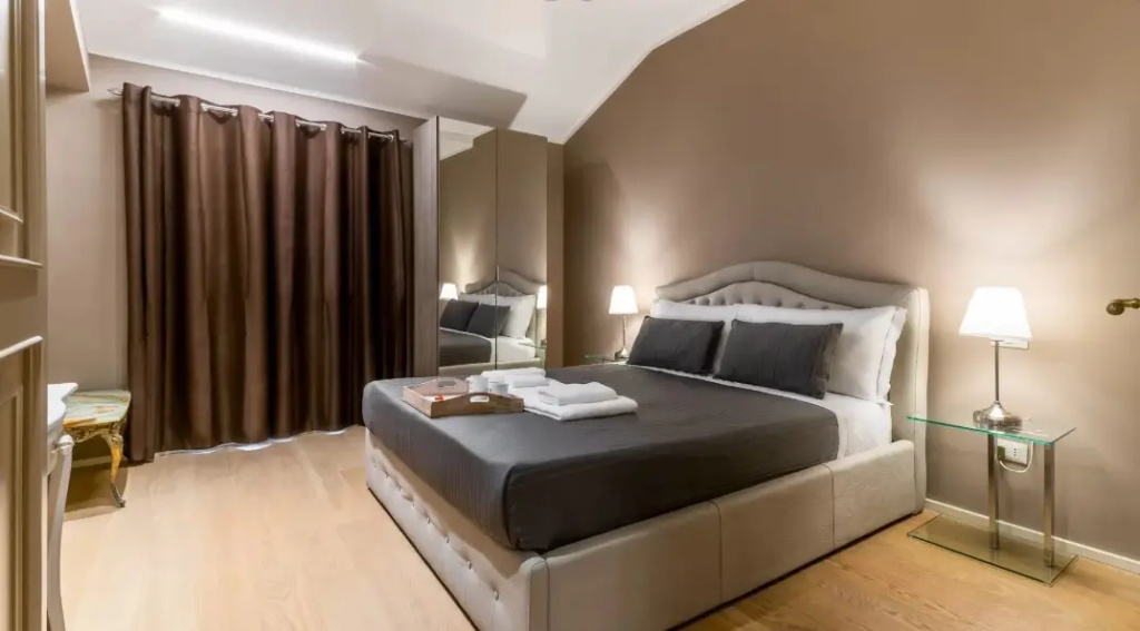 Double Junior Suite (full double bed)