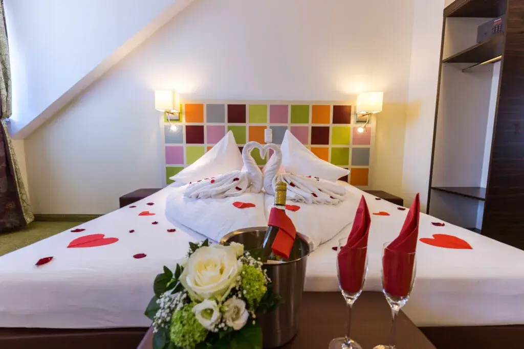 Double Junior Suite (full double bed)
