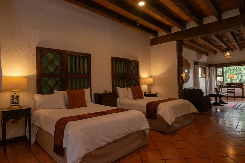 Quadruple Junior Suite