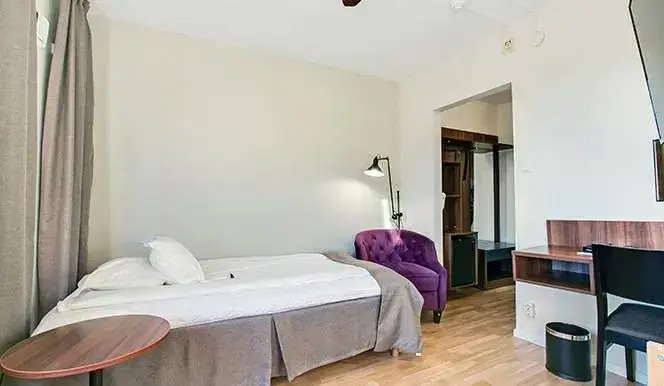 First Hotel Brommaplan - Chambres