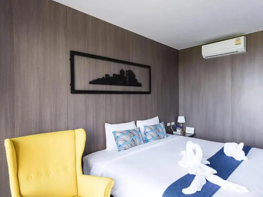 Panoramic Double room (full double bed)