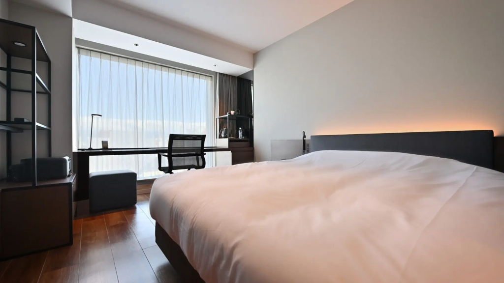 Creative Double room (full double bed)