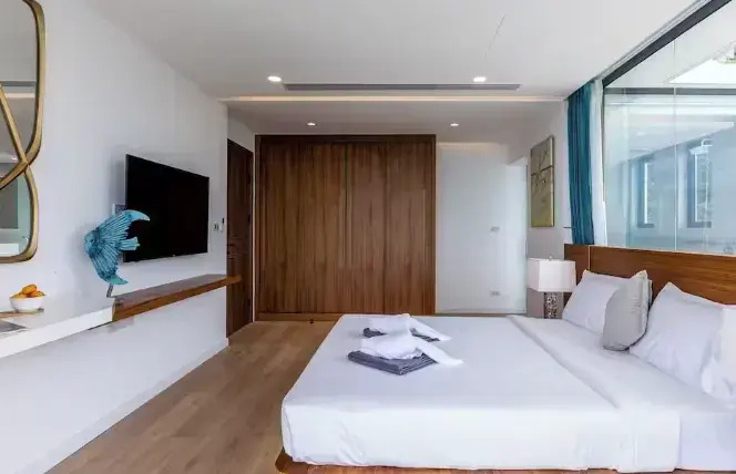 4 Bedrooms Luxury Villa with sea view
