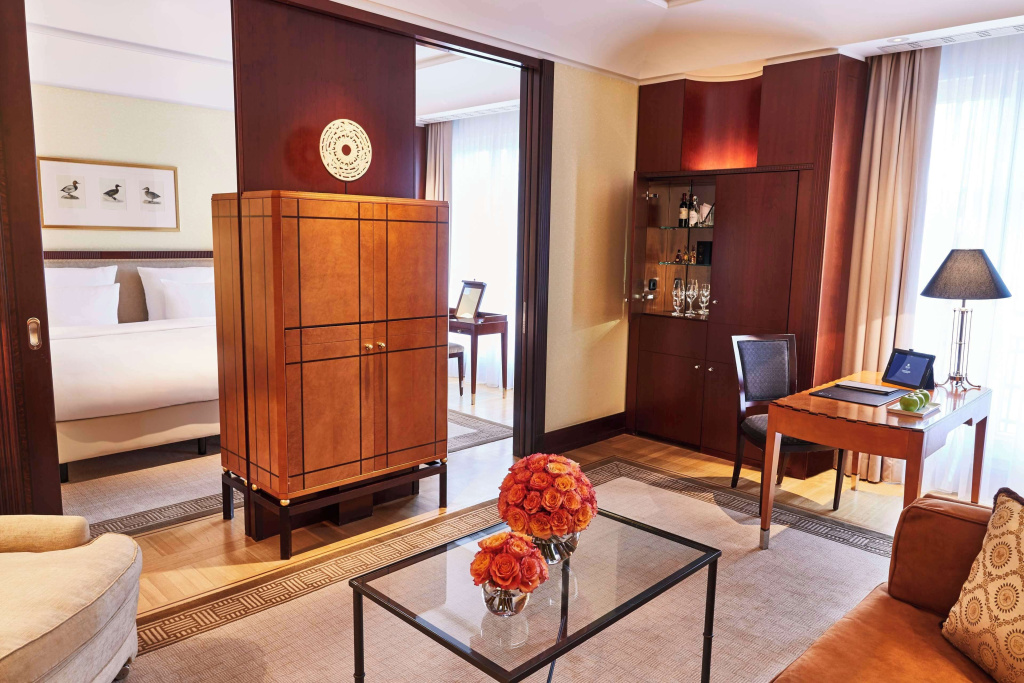 Adlon Executive Suite