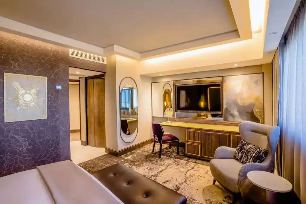 Sandton Towers Club Floor Double room (twin beds)