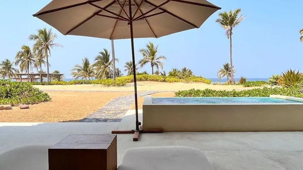 4 Bedrooms Villa with ocean view