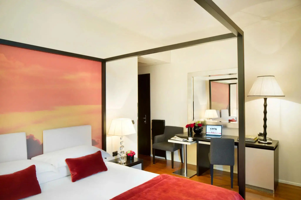 Grand Deluxe Double room (twin beds)