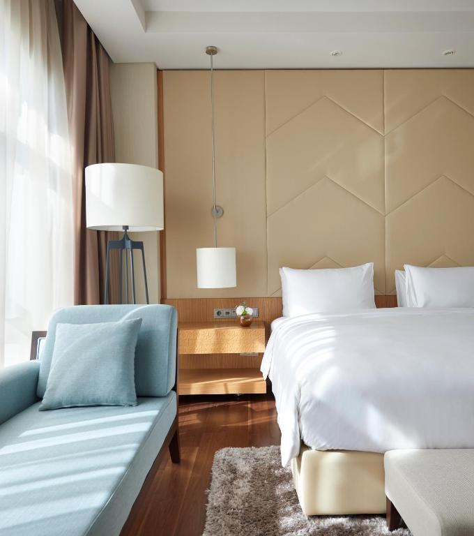Двухместный люкс Diplomatic двуспальная кровать в Hyatt Regency Tashkent