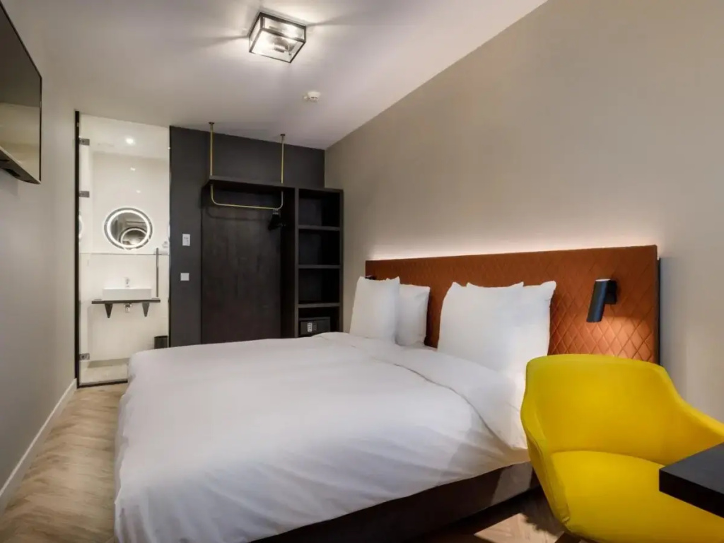 Comfort No Window Double room (full double bed)