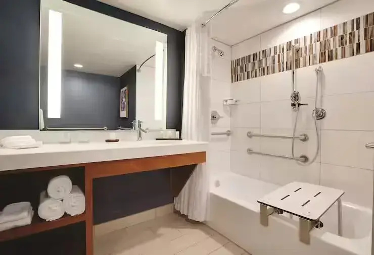 Embassy Suites by Hilton Scottsdale Resort - Chambres