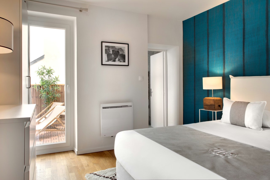 Pommard Double Apartment (full double bed)